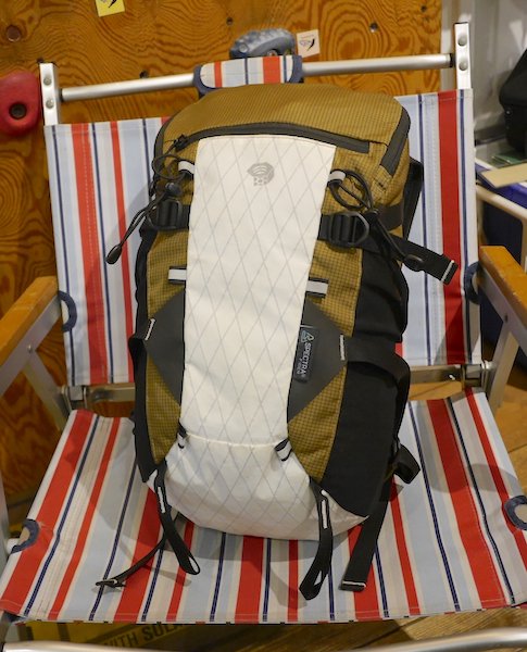 MOUNTAIN HARDWEAR マウンテンハードウエア＞ Fluid 15 Ripstop フリューイッド15リップストップ |  中古アウトドア用品・中古登山用品 買取・販売専門店 : maunga (マウンガ)