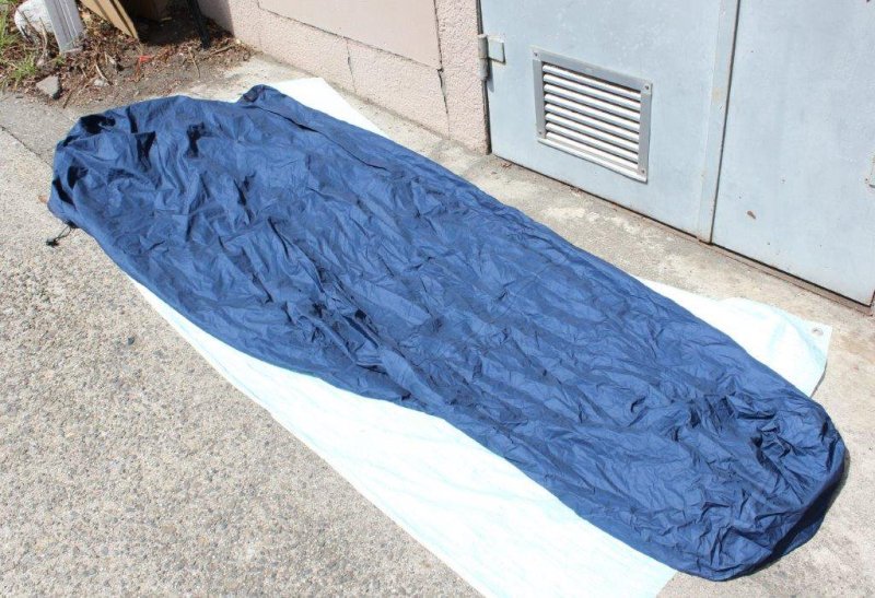 ISUKA イスカ＞ GORE-TEX Sleepingbag Cover Ultra Light Wide  ゴアテックスシュラフカバーウルトラライトワイド | 中古アウトドア用品・中古登山用品 買取・販売専門店 : maunga (マウンガ)