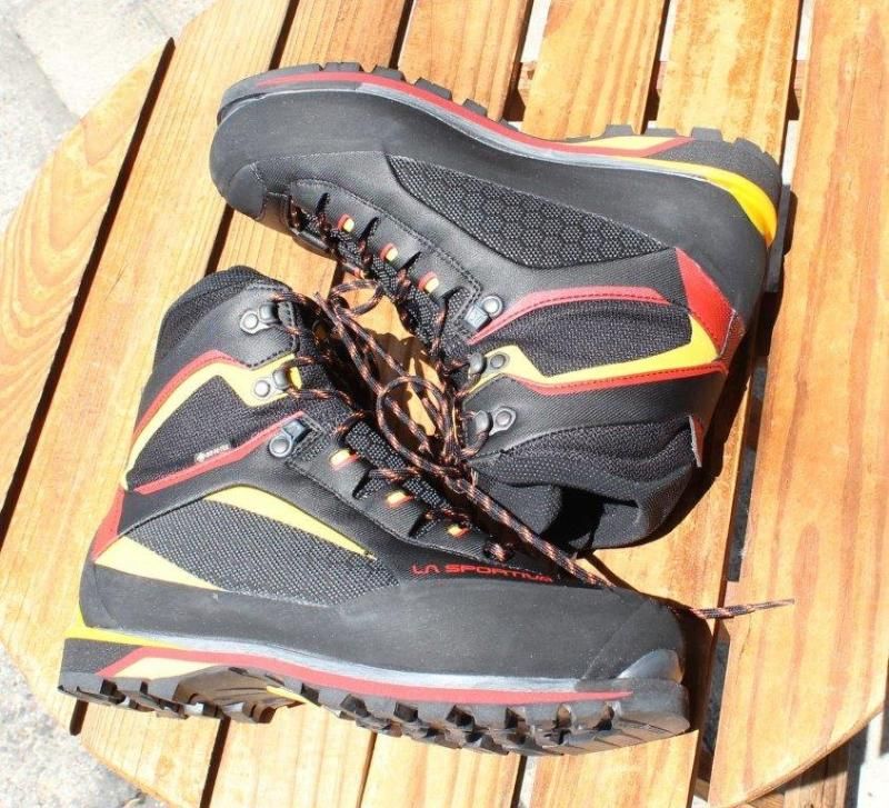 LA SPORTIVA（スポルティバ） / トランゴタワーGTX/ブラック