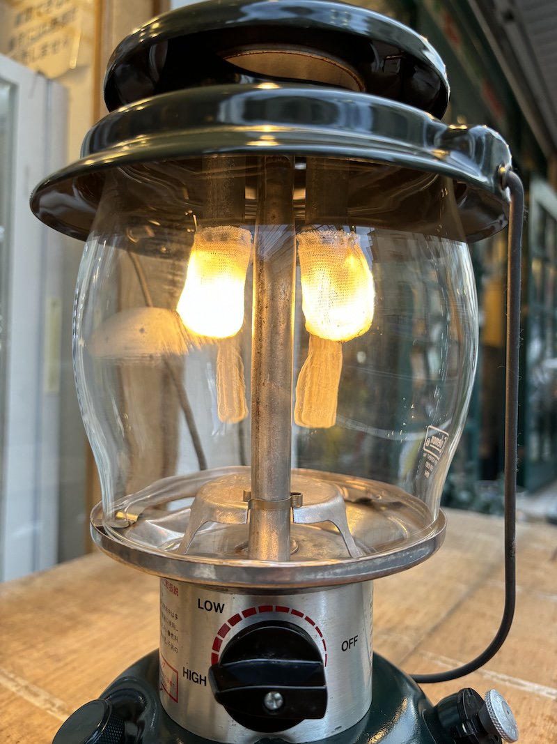 Coleman コールマン＞ Powerhouse Two Mantle Lantern パワーハウスツーマントルランタン 290 |  中古アウトドア用品・中古登山用品 買取・販売専門店 : maunga (マウンガ)