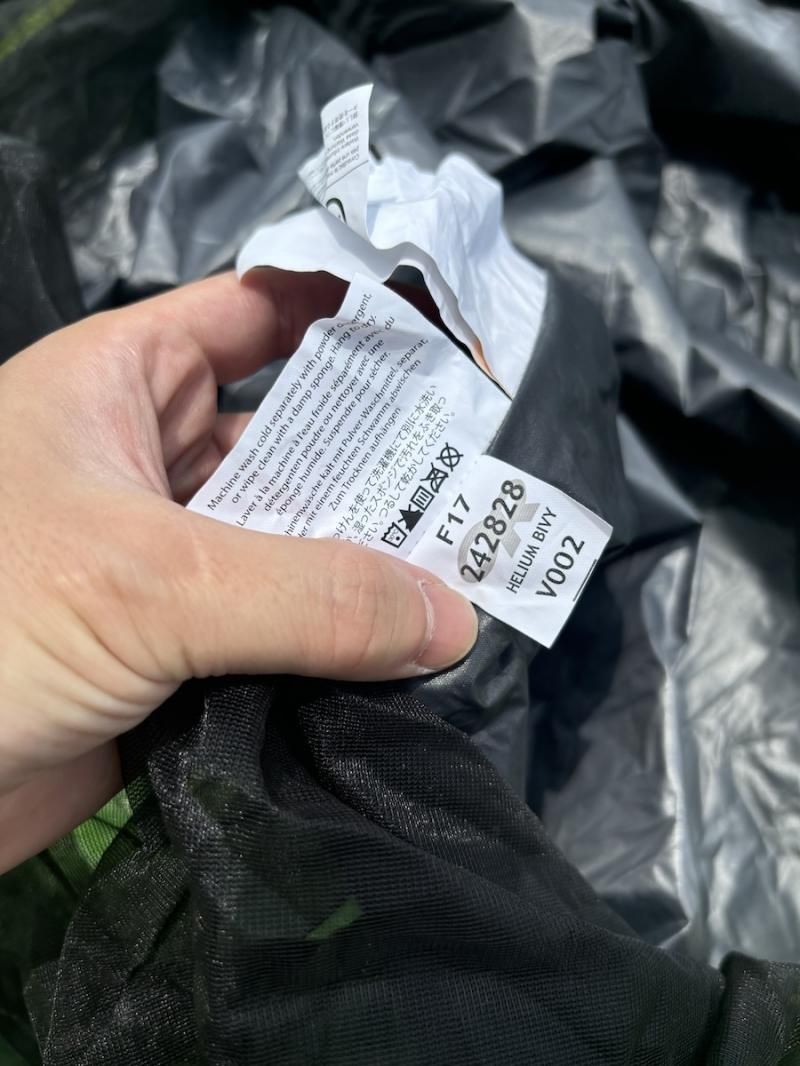 ヘリウムビビィ　美品中古 OR-OUTDOOR RESEARCH アウトドアリサーチ＞ HELIUM BIVY