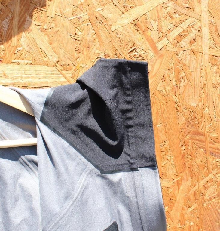 THE NORTH FACE ノースフェイス> Ironmask Jacket アイアン THE NORTH FACE ノースフェイス> Ironmask Jacket アイアン