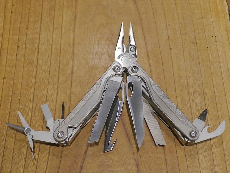 LEATHERMAN - LEATHERMAN Charge 中古品 LEATHERMAN CHARGE TITANIUM 中古美品 (68) - メルカリ