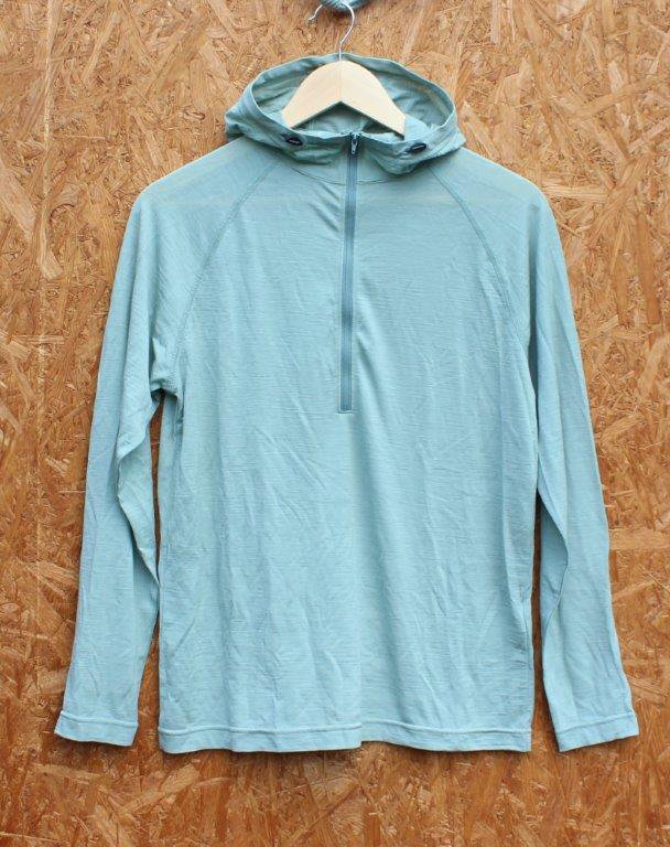 山と道 YAMATOMICHI＞ 100% Merino Light Hoody 100%メリノライトフーディ | 中古アウトドア用品・中古登山用品  買取・販売専門店 : maunga (マウンガ)