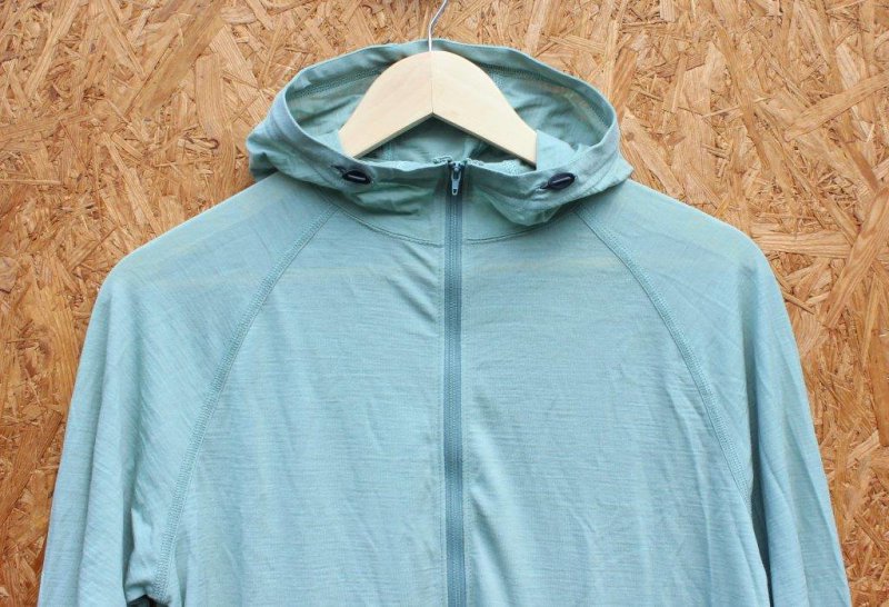 山と道 YAMATOMICHI＞ 100% Merino Light Hoody 100%メリノライトフーディ | 中古アウトドア用品・中古登山用品  買取・販売専門店 : maunga (マウンガ)