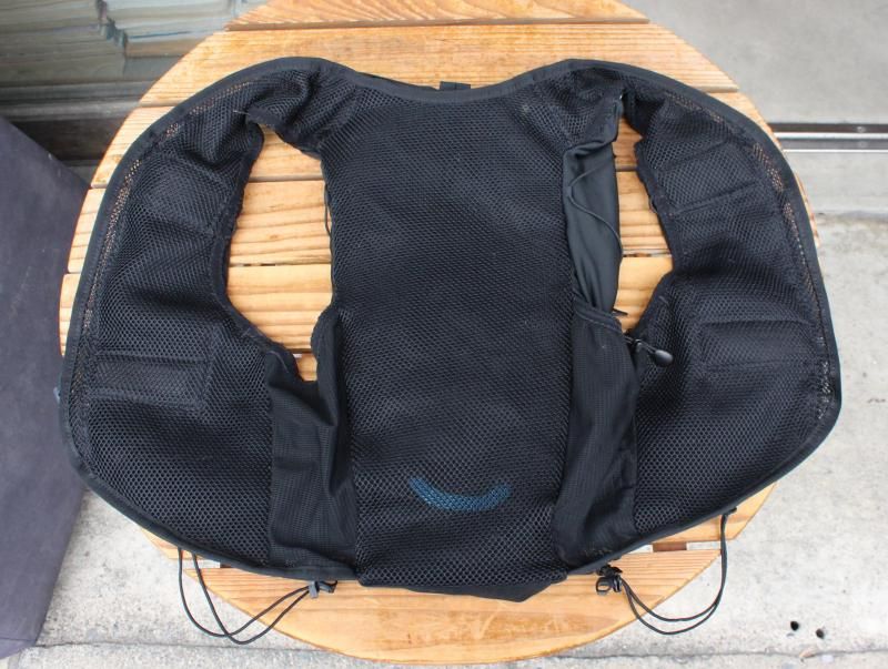 【未使用】SALOMON ADV SKIN 12 ブラック　M 旧モデル 未使用】SALOMON ADV SKIN 12 ブラック M 旧モデル - メルカリ