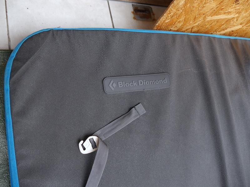 Black Diamond ブラックダイヤモンド＞ Drop Zone Crash Pad