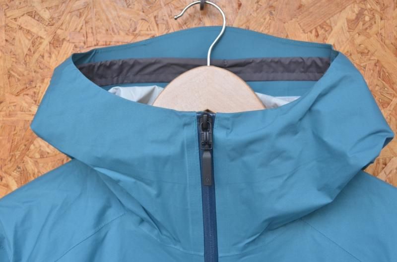 Black Diamond ブラックダイヤモンド＞ Stormline Stretch Rain