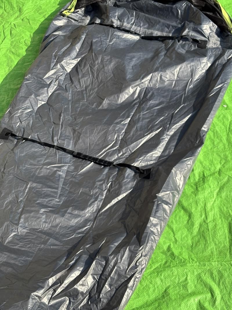 ヘリウムビビィ　美品中古 OR-OUTDOOR RESEARCH アウトドアリサーチ＞ HELIUM BIVY