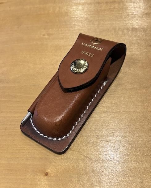VICTORINOX ビクトリノックス 公式 レザーケース ブラウン 全3