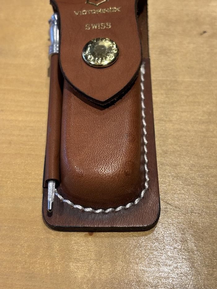 VICTORINOX ヴィクトリノックス＞レザーケース No.600｜中古