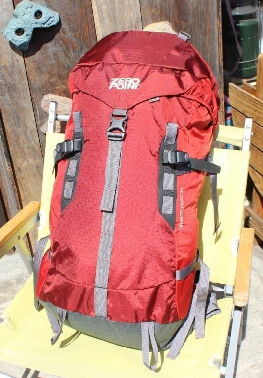 mont-bell　GRANITE PACK 30 Granite Pack Kid's 30 | Montbell America