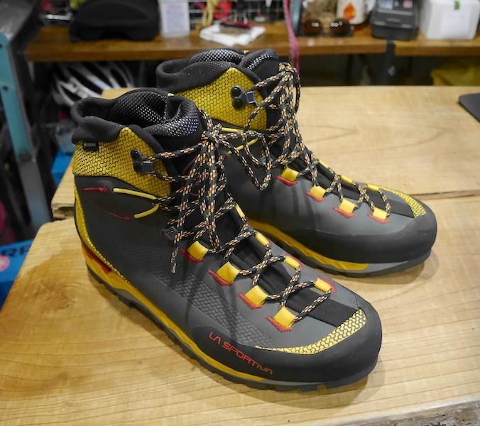 LA SPORTIVA スポルティバ＞ TRANGO TECH LEATHER GTX トランゴ