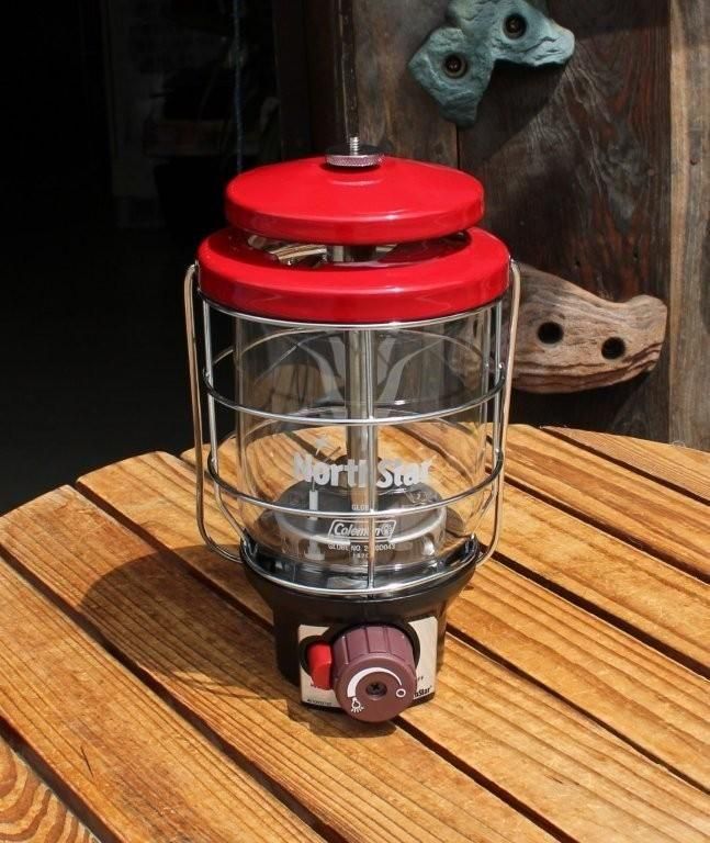 Coleman NORTHSTAR LP ガスランタン（レッド）【新品未使用】 Coleman NORTHSTAR LP ガスランタン（レッド）【新品未使用】