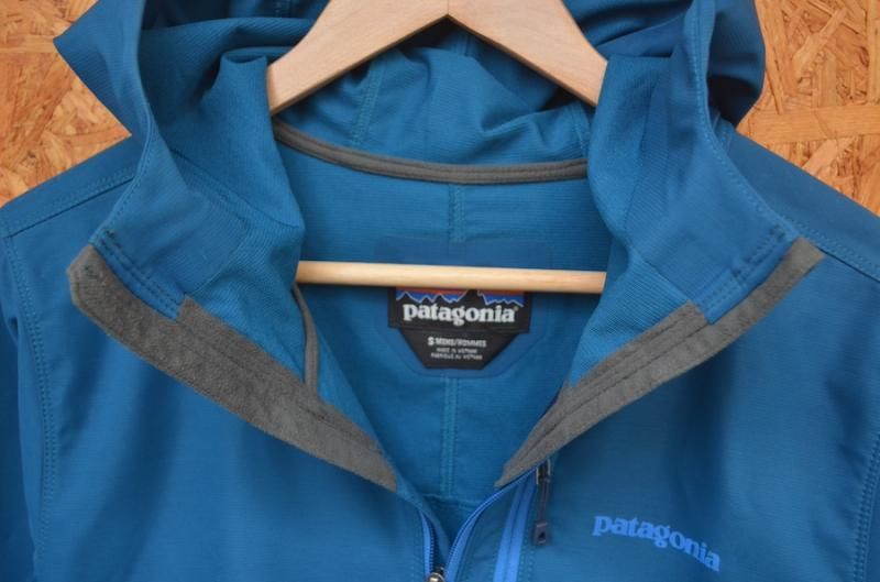 patagonia メンズ・レビテーション・フーディ | ソフトシェル