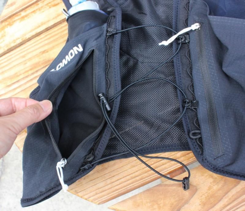 SALOMON リュック　 ボトル2本付き　SENSE PRO 6 SALOMON リュック ボトル2本付き SENSE PRO 6 SENSE PRO 6