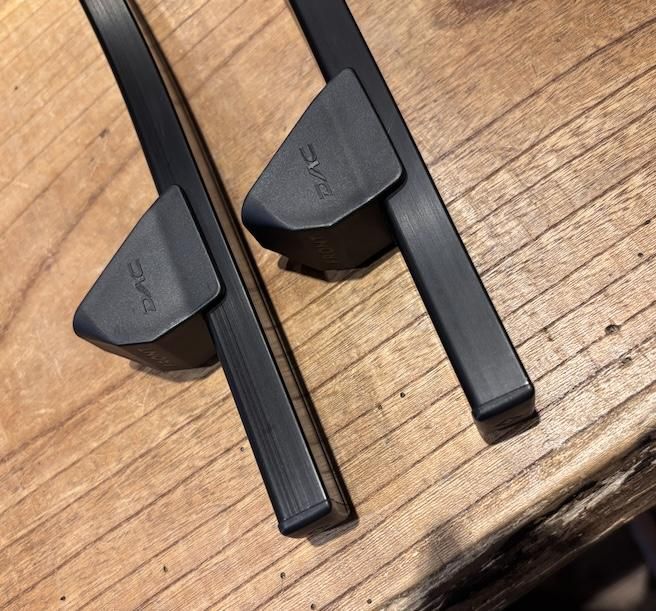 【未使用】Helinox ダウン シートウォーマー ＋ロッキングフット ダウン素材で底冷えカット！helinoxのシートウォーマー