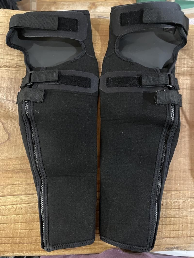 新品未使用　モンベル　レッグガード mont-bell モンベル＞ ストリームレッグガード | 中古アウトドア