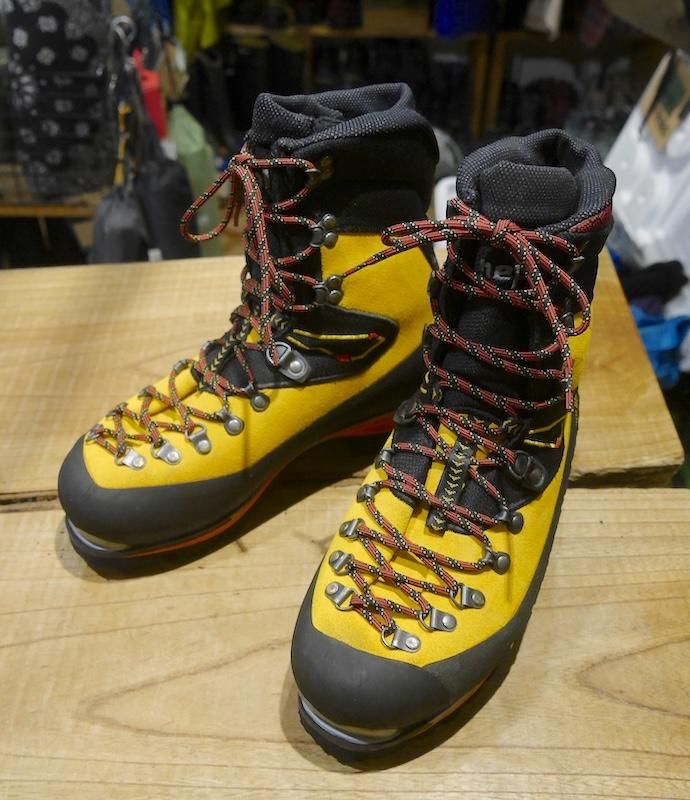 美品　Nepal cube gtx 37 2023年製 山岳金物店 / La Sportiva NEPAL CUBE GTX・ラ スポルティバ