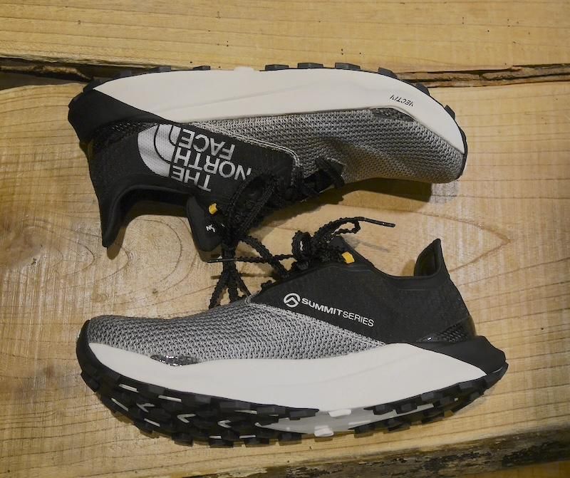 THE NORTH FACE ノースフェイス＞ Summit Vectiv Sky Women サミット