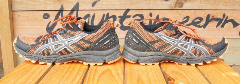 asics GEL TRAIL LAHAR 4 maunga