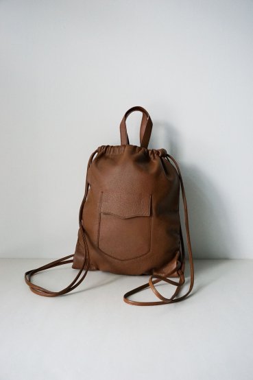 NICENESS DEER LEATHER DRAWSTRING BAG ROGER（BROWN） - Eins&Zwei