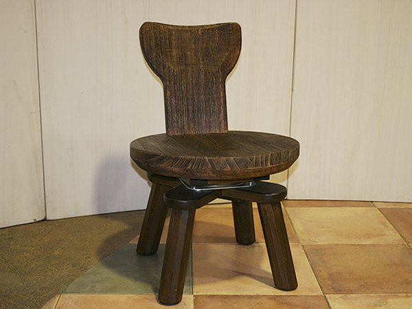 スペイン製フクロウの椅子折り畳むことできます