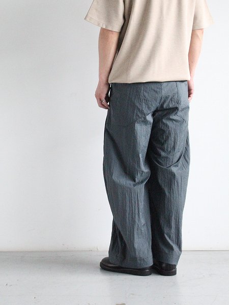 ASSEDONCLOUD　HW wide trousers - Salt shrinking nylon / Blue green
