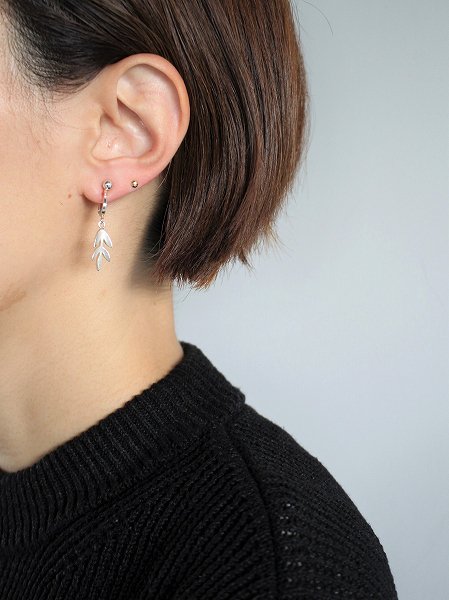 SINI KOLARI　Varjo earrings S (drop earring)