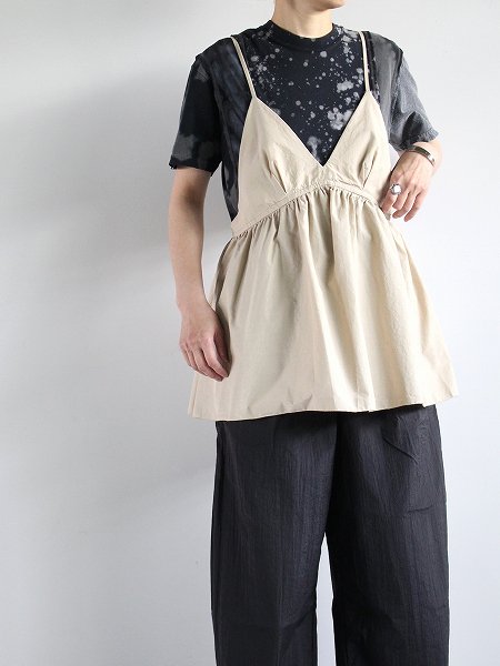 unfil (アンフィル)　chambray weather - cloth camisole top / light beige (WHSP-UW130)