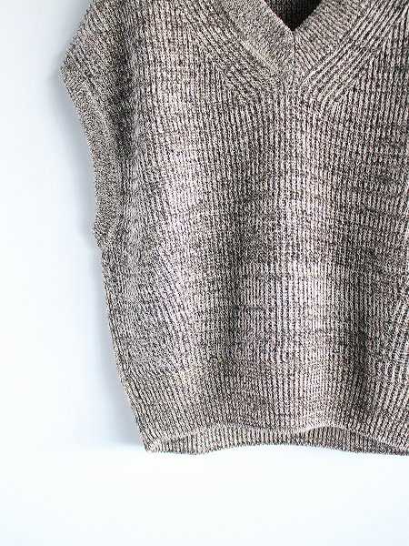 unfil / organic hemp ribbed-knit sleeveless top