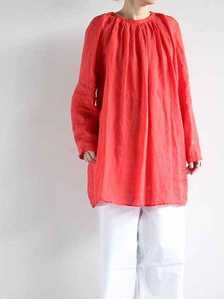 unfil / アンフィル tumbled ramie voile smock blouse / red
