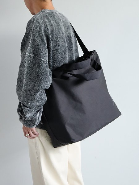 AetaSHOULDER TOTE L / BLACK (NY30)