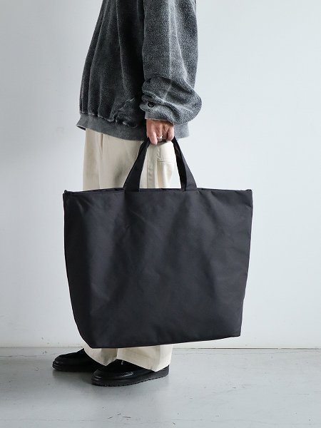 AetaSHOULDER TOTE L / BLACK (NY30)