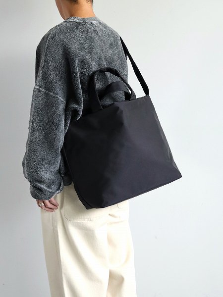 AetaSHOULDER TOTE  M / BLACK (NY29)