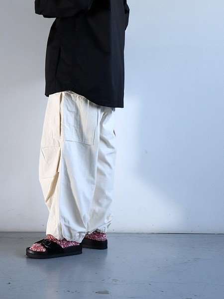 ARMY TWILLBack Satin Cargo Pants / ECRU