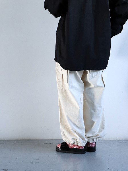 ARMY TWILLBack Satin Cargo Pants / ECRU