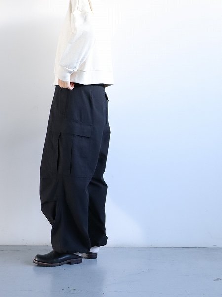 ARMY TWILLBack Satin Cargo Pants / BLACK