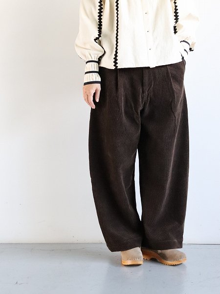 ASSEDONCLOUD / Handwerker　HW wide trousers - Corduroy
