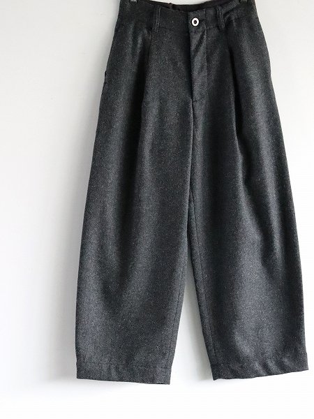ASSEDONCLOUD / Handwerker　HW wide trousers / Cordura wool - Dark grey