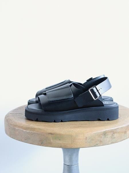 BEAUTIFUL SHOESVELCRO SANDALS / BLACK (no.BSS2512017)