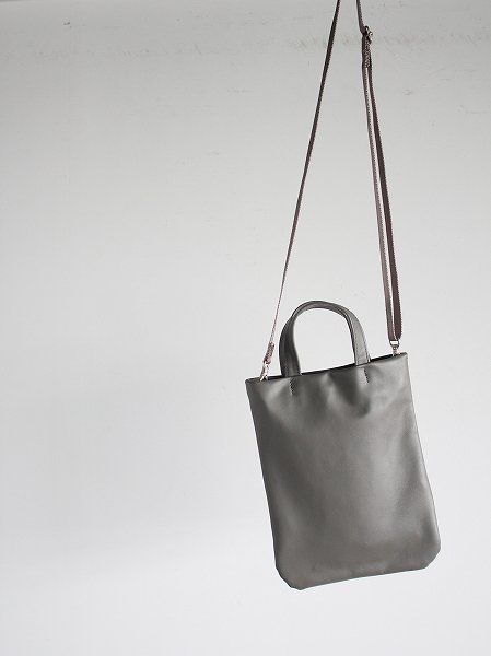 ERA.(イーラ)　NAPPA CALF MUSEUM TOTE BAG MINI (S021)