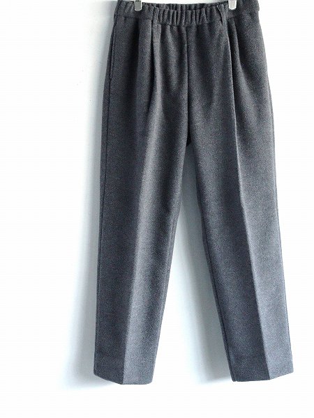 FLISTFIA (եꥹȥե)Tuck Wide Trousers / Charcoal Gray