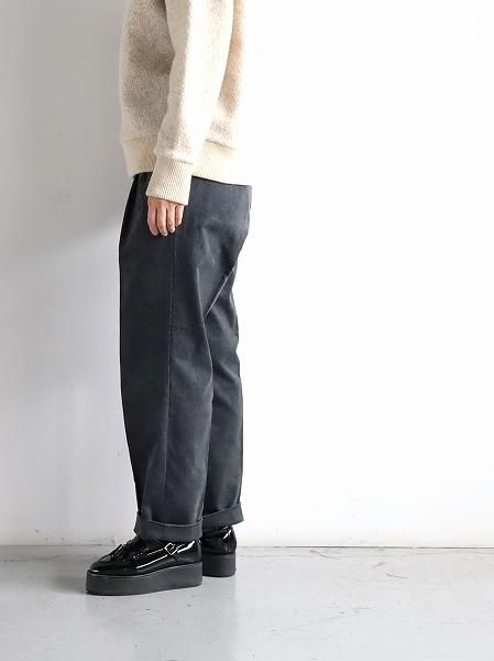 FLISTFIA (եꥹȥե)Tuck Wide Trousers / Charcoal Blue