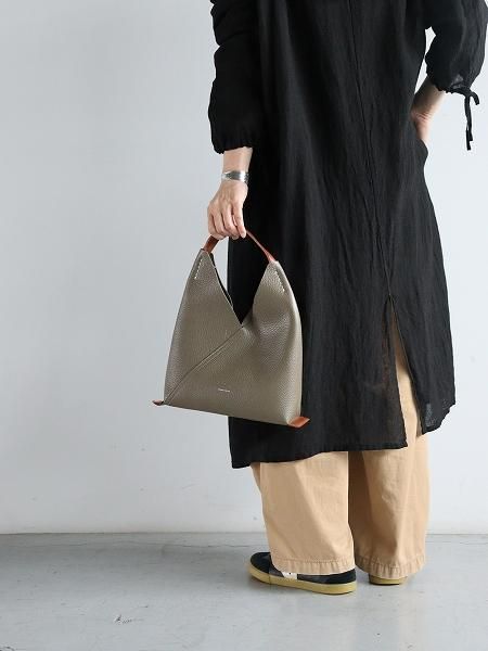 Hender Scheme () triangle bag