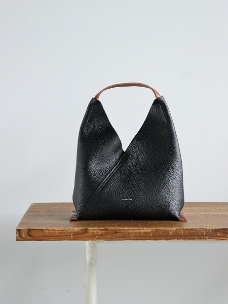 Hender Scheme () triangle bag