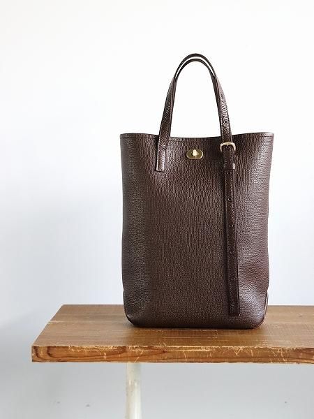 楽天 送料無料にならない twist Scheme Hender buckle big bag tote バッグ