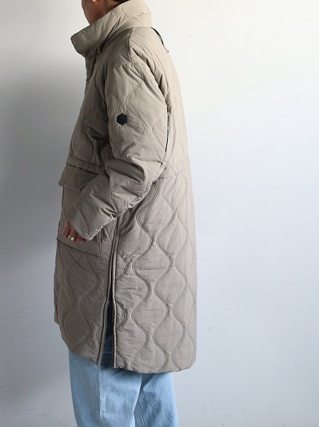 LANTERNHEATING QUILT COAT / MARS GRAY