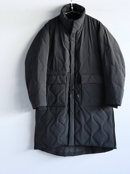 LANTERNHEATING QUILT COAT / BLACK