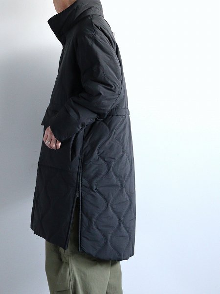 LANTERNHEATING QUILT COAT / BLACK